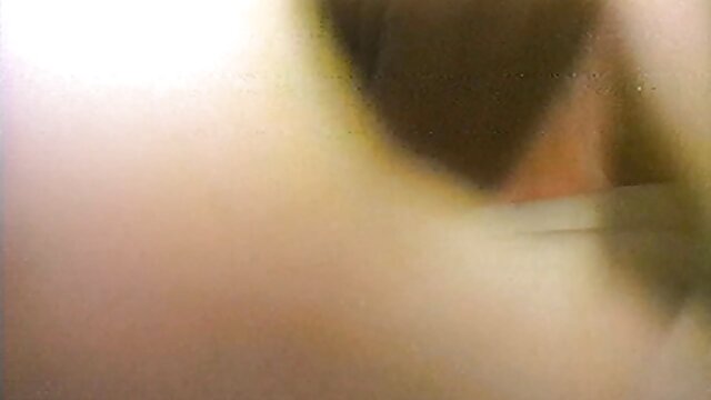 家の兵士をファックします。 女の子 動画 エロ