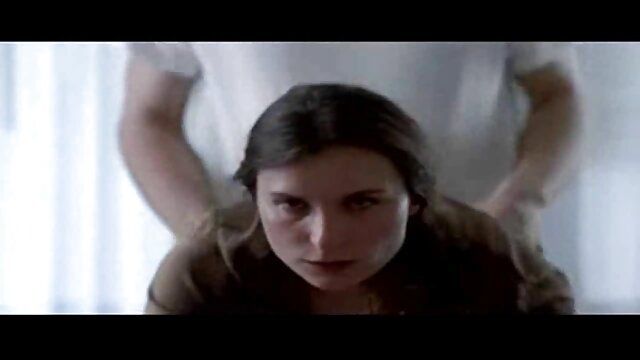セックス女の子を見てください。 エロ い 女性 の 動画